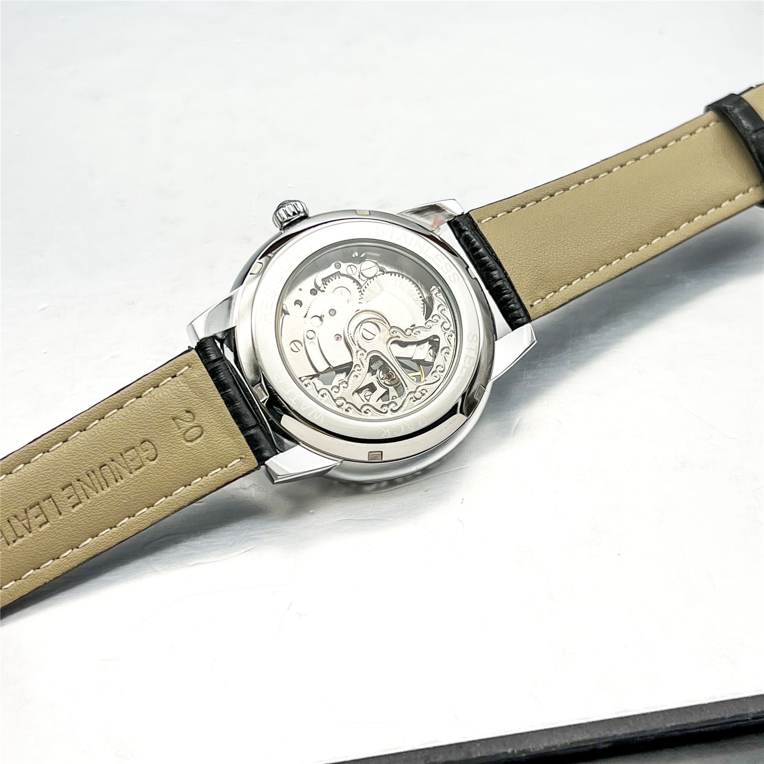 New High-Value Lightweight Lux - Luxury Watch Value recension och pris
