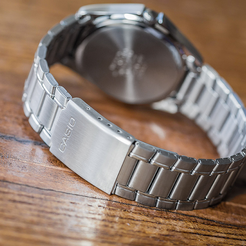 Casio Men Watch Simple Retro R - Luxury Watch Casio recension och pris